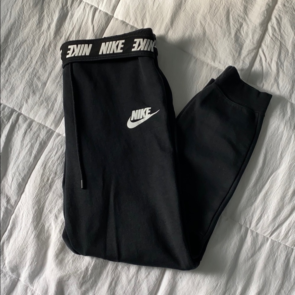 Nike Sweatpants